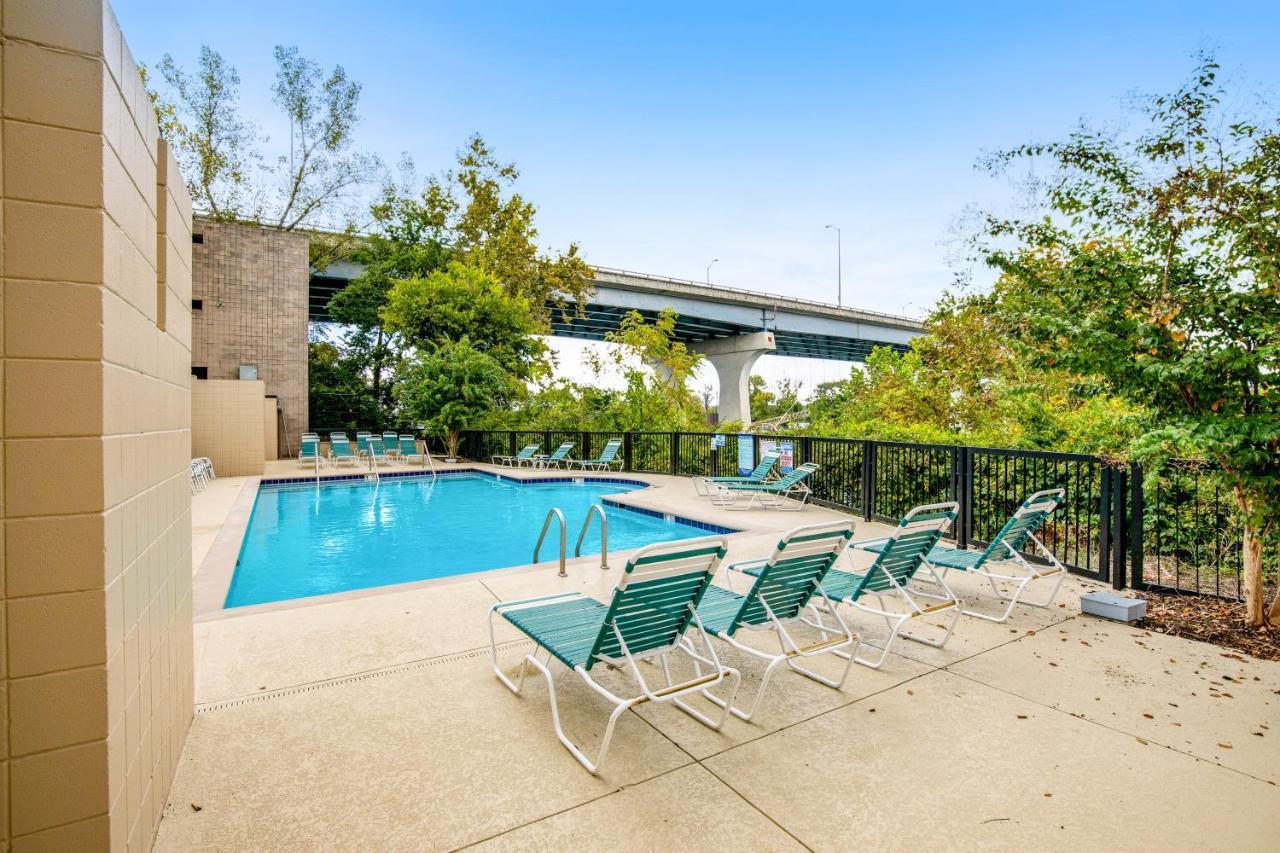 Cumberland Retreat Hotel